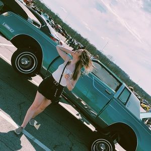 Meet your Posher, Makayla